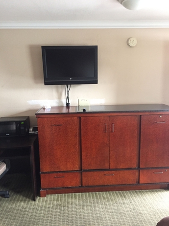 Imagen de la habitación del Hotel American Inn, Stockton. Foto 4