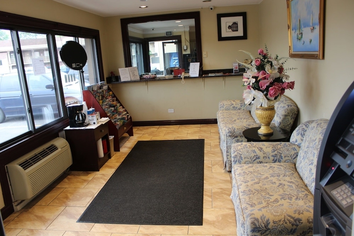 Imagen de los interiores del Hotel American Inn and Suites, Countryside. Foto 18