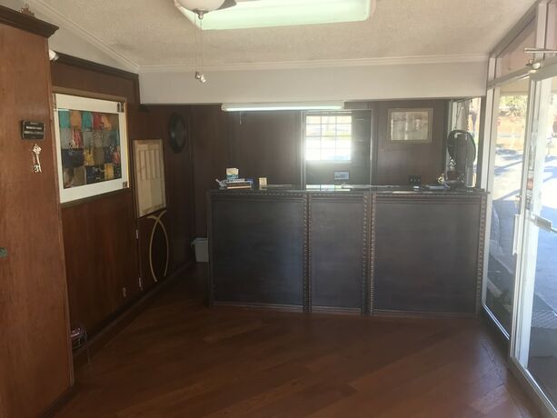 Imagen general del Hotel American Inn and Suites, Jennings. Foto 3