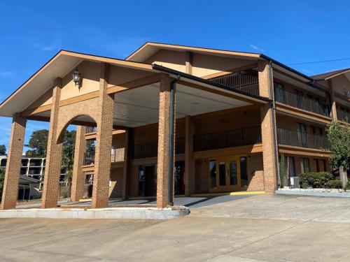 Imagen general del Hotel American Inn and Suites, Jonesboro. Foto 1