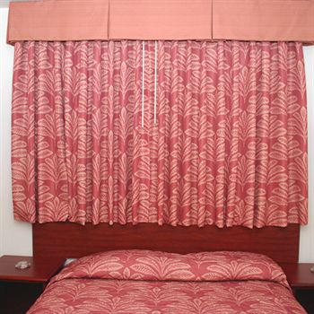 Imagen general del Hotel American Inn and Suites Lax. Foto 3