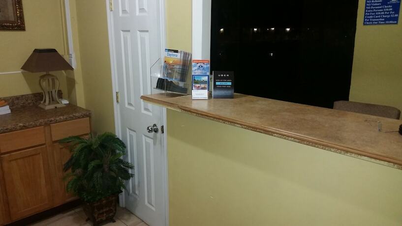 Imagen general del Hotel American Inn of Daytona. Foto 12