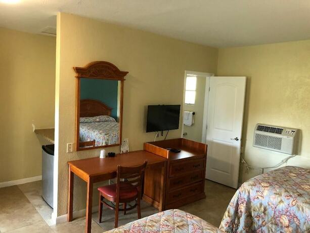 Imagen de la habitación del Hotel American Inn of Daytona. Foto 18