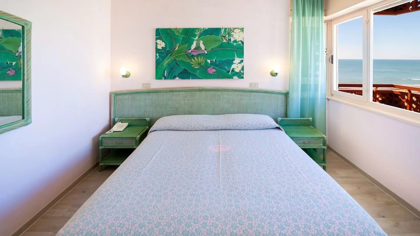 Imagen de la habitación del Hotel American, Lignano Sabbiadoro. Foto 9