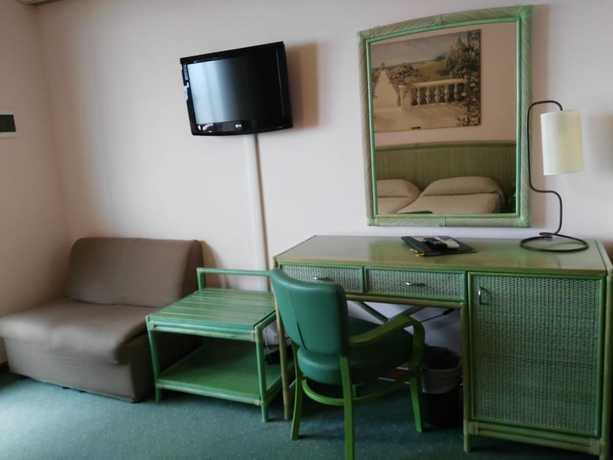 Imagen de la habitación del Hotel American, Lignano Sabbiadoro. Foto 10
