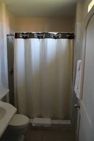 Imagen de la habitación del Hotel American Motor Inn. Foto 3