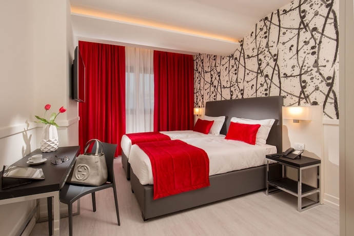 Imagen de la habitación del Hotel American Palace Eur. Foto 7