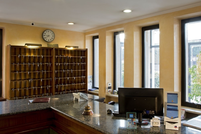 Imagen de los interiores del Hotel American, Pozzuoli. Foto 18