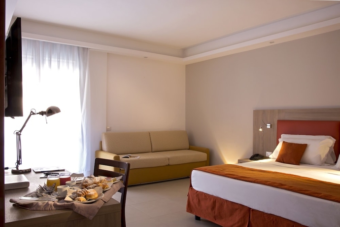 Imagen de la habitación del Hotel American, Pozzuoli. Foto 13