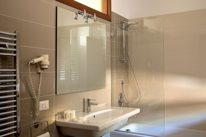 Imagen de la habitación del Hotel American, Pozzuoli. Foto 16