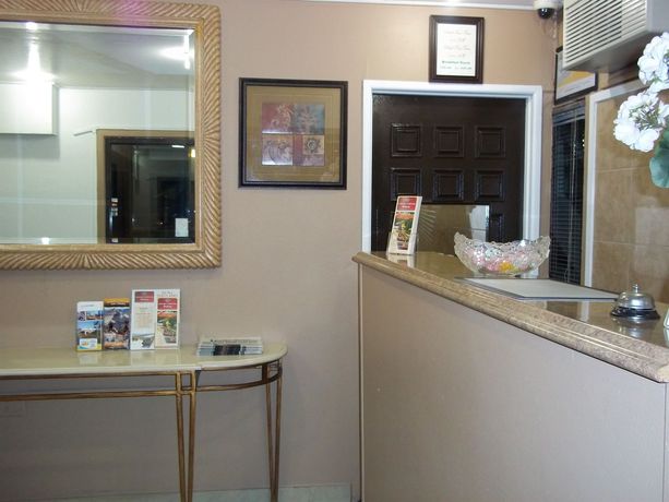 Imagen de la habitación del Hotel American Regency Inn. Foto 4