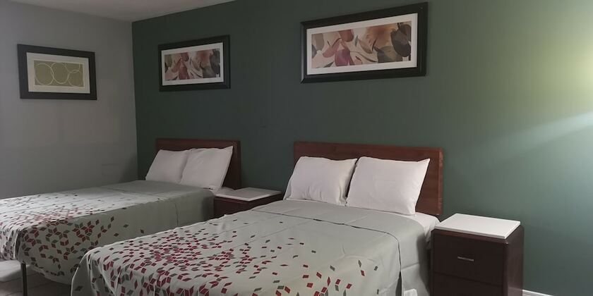 Imagen de la habitación del Hotel American Value Inn Columbus Ohio State I-71. Foto 19