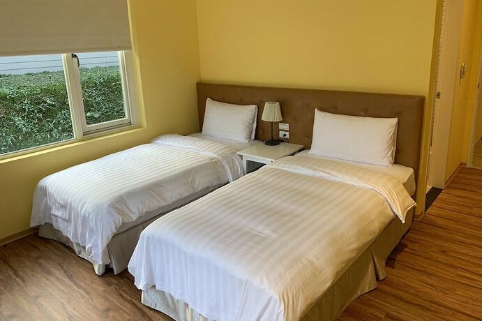 Imagen de la habitación del Hotel American Village Resort. Foto 11