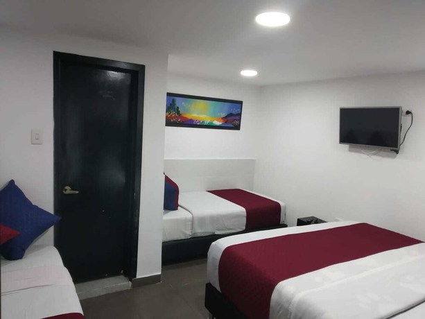 Imagen de la habitación del Hotel American Visa. Foto 5