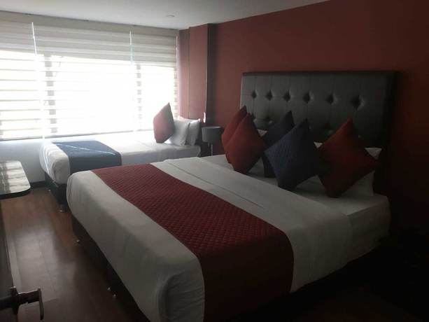 Imagen de la habitación del Hotel American Visa. Foto 6