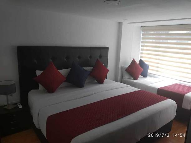 Imagen de la habitación del Hotel American Visa. Foto 7