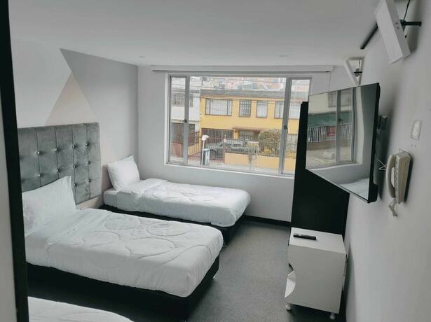 Imagen de la habitación del Hotel American Visa Plus. Foto 6