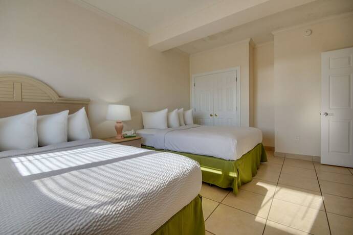 Imagen general del Hotel Americana Condos 10th street. Foto 1