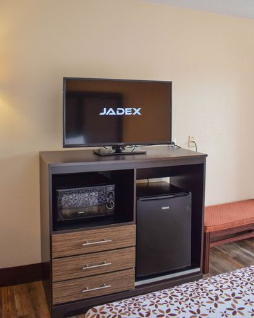 Imagen de la habitación del Hotel Americana Inn, A Travelodge By Wyndham. Foto 5