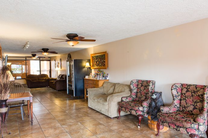 Imagen de los interiores del Hotel Americana Inn, A Travelodge By Wyndham. Foto 20