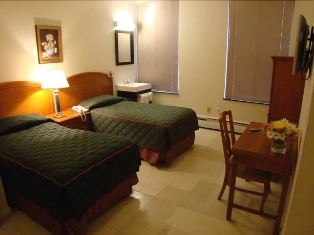 Imagen de la habitación del Hotel Americana Inn, Midtown. Foto 8