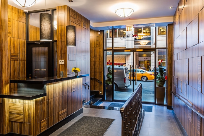 Imagen de los interiores del Hotel Americana Inn, Midtown. Foto 16