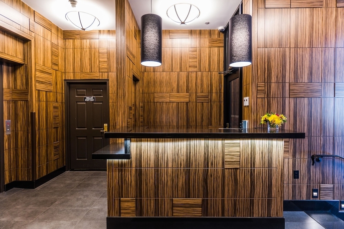 Imagen de los interiores del Hotel Americana Inn, Midtown. Foto 18