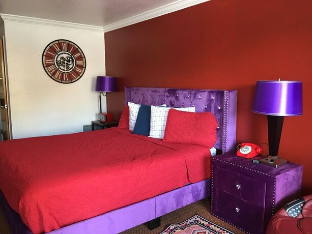 Imagen de la habitación del Hotel Americana Inn, South San Francisco. Foto 17