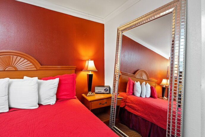 Imagen general del Hotel Americana Inn, South San Francisco. Foto 11