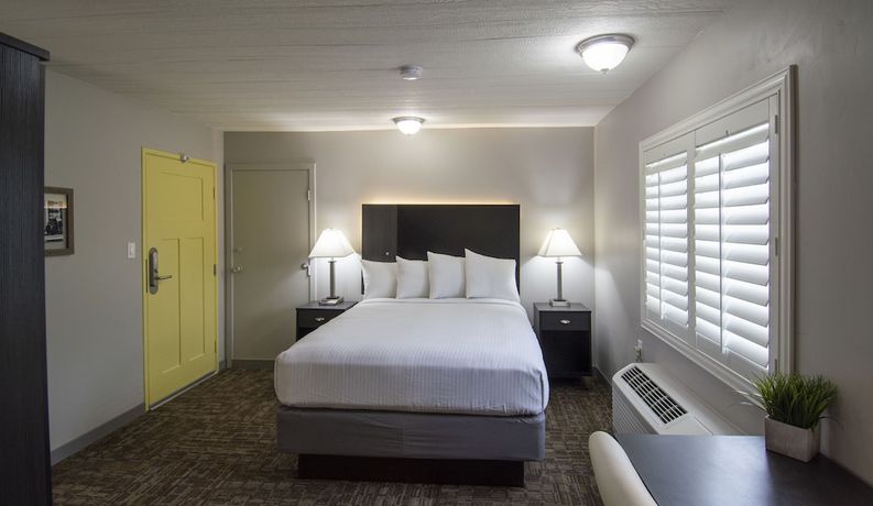 Imagen de la habitación del Hotel Americana Modern. Foto 3