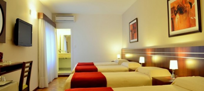 Imagen de la habitación del Hotel Americana, Pen&iacute;nsula. Foto 3