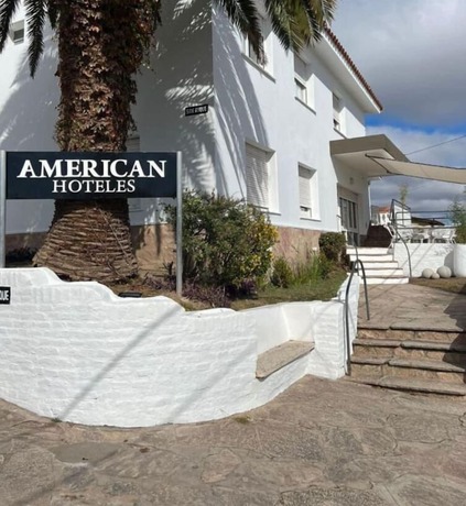 Imagen general del Hotel Americanes. Foto 2