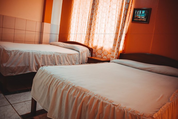 Imagen de la habitación del Hotel Americano, Francisco de Orellana. Foto 8