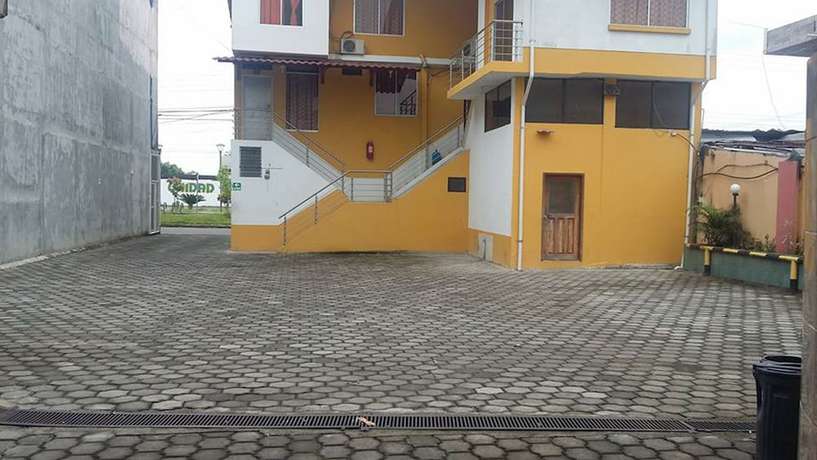 Imagen de los exteriores del Hotel Americano, Francisco de Orellana. Foto 13