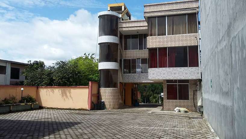 Imagen de los exteriores del Hotel Americano, Francisco de Orellana. Foto 14