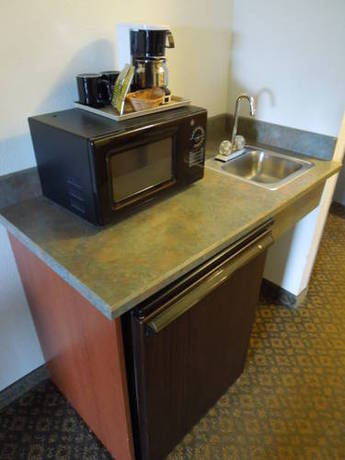 Imagen de la habitación del Hotel America's Best Inn Lincoln City. Foto 8