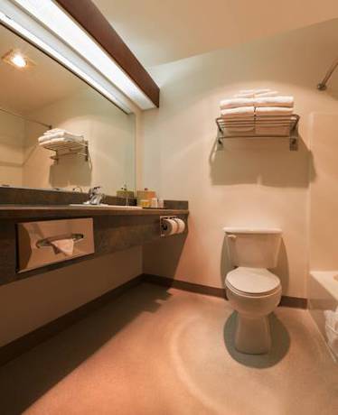 Imagen de la habitación del Hotel America's Best Inn Lincoln City. Foto 10