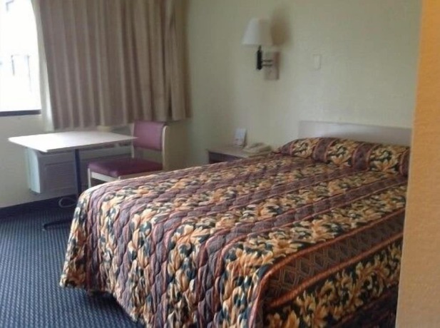 Imagen de la habitación del Hotel Americas Best Inn Macon. Foto 6