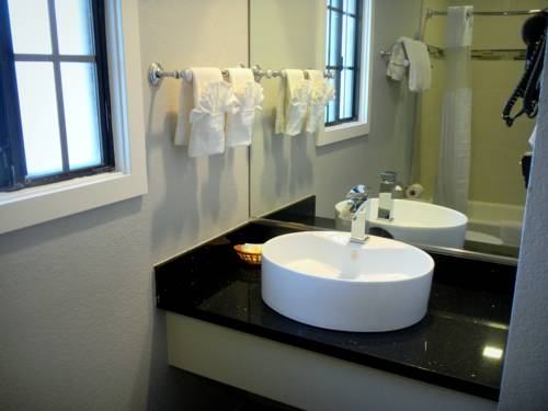 Imagen de la habitación del Hotel America's Best Inn & Suites, Merced. Foto 4
