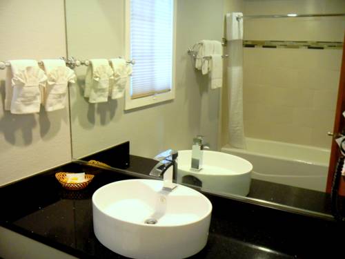 Imagen de la habitación del Hotel America's Best Inn & Suites, Merced. Foto 7