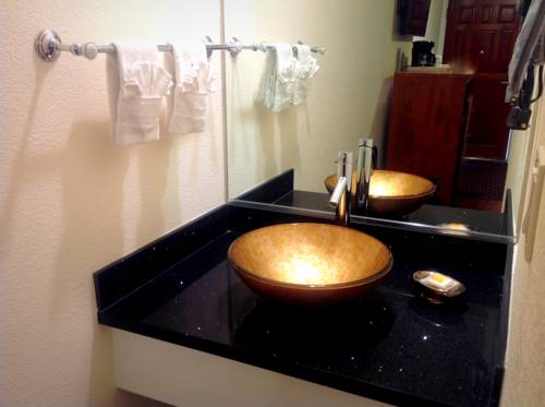 Imagen general del Hotel America's Best Inn & Suites, Merced. Foto 1