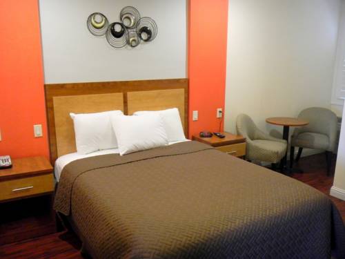 Imagen de la habitación del Hotel America's Best Inn & Suites, Merced. Foto 10