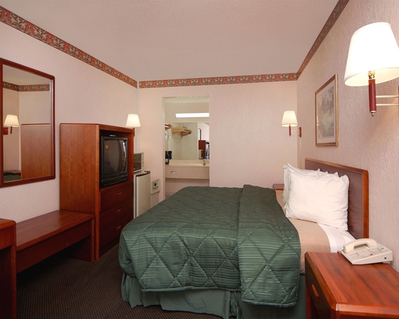 Imagen de la habitación del Hotel America's Best Inn and Suites, Altamonte Springs. Foto 3