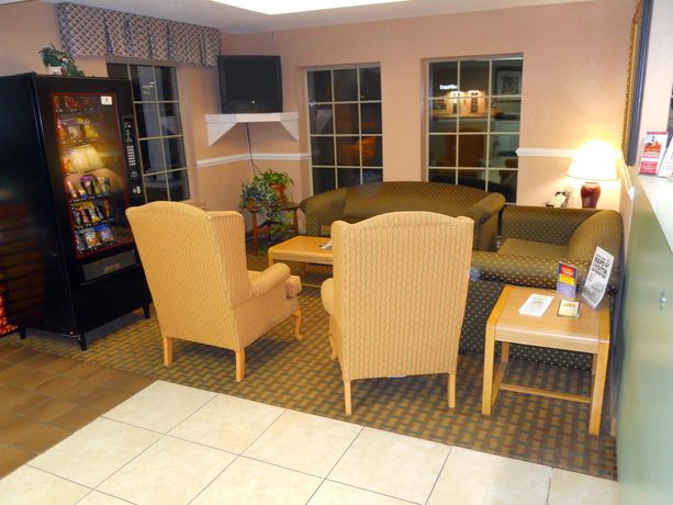 Imagen de la habitación del Hotel America's Best Inn and Suites Beaufort. Foto 9