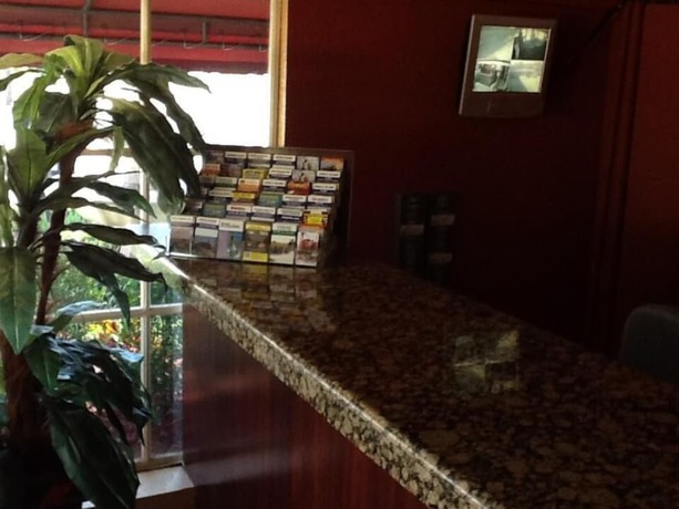Imagen de los interiores del Hotel Americas Best Inn and Suites Fort Lauderdale North. Foto 15