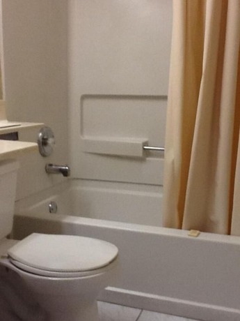 Imagen de la habitación del Hotel Americas Best Inn and Suites Fort Lauderdale North. Foto 5