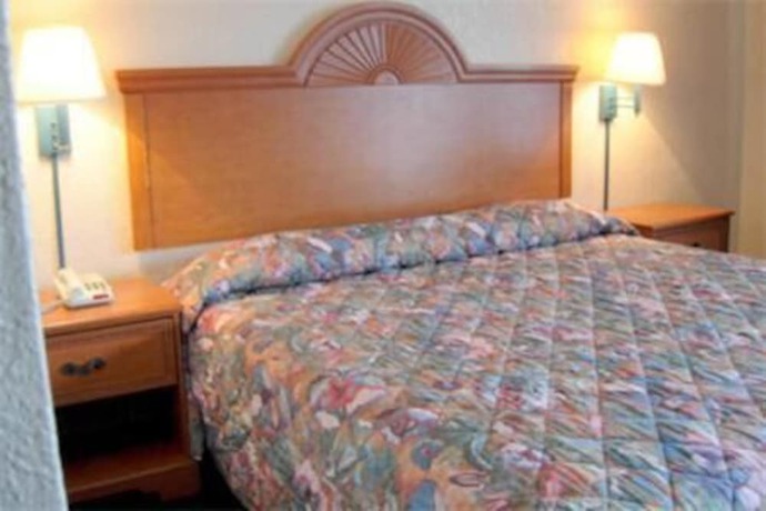 Imagen de la habitación del Hotel Americas Best Inn and Suites Fort Lauderdale North. Foto 7