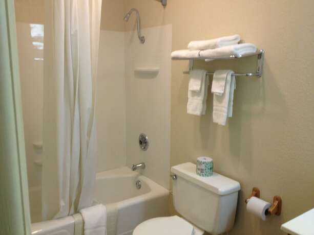 Imagen general del Hotel America\'s Best Inns and Suites. Foto 1