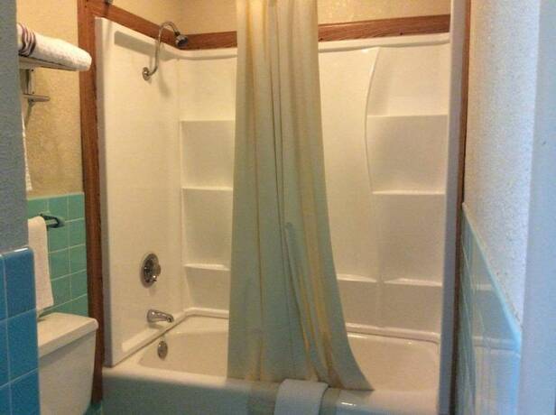 Imagen general del Hotel America\'s Best Inns and Suites. Foto 2