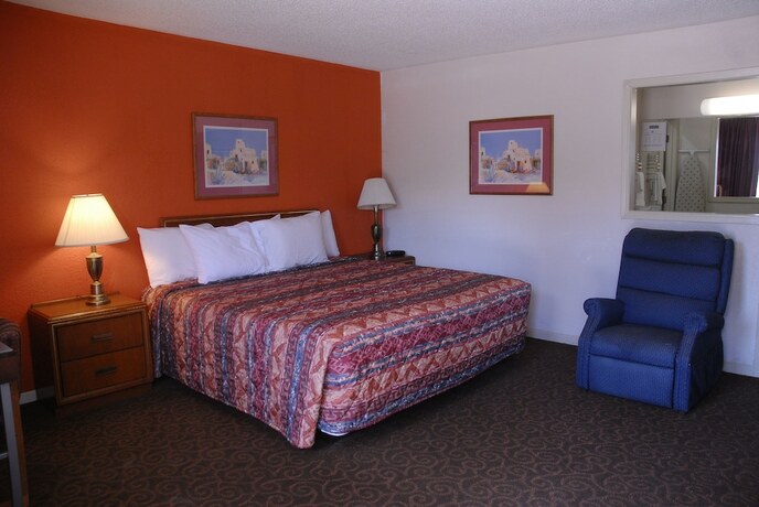 Imagen de la habitación del Hotel America\'s Best Inns and Suites. Foto 13